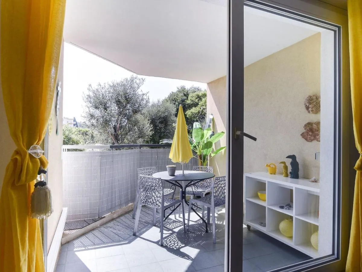 Apartment Cimiez Les Pins By Interhome Nice